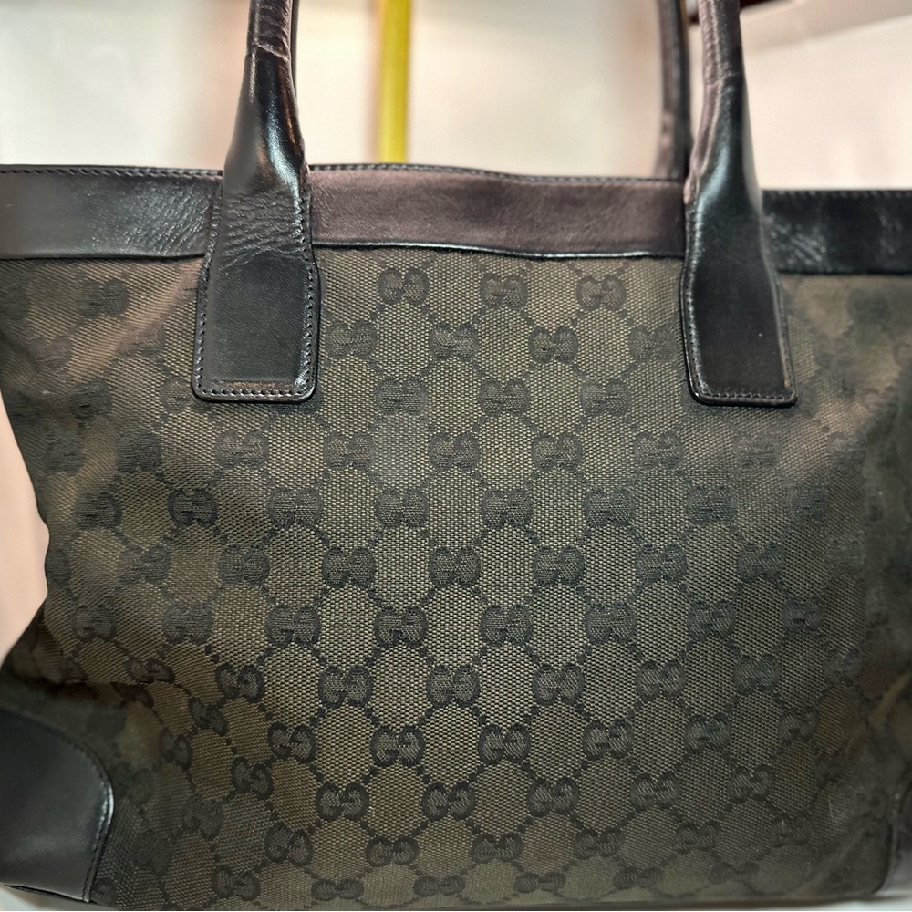 Gucci Black Tote Hand Bag with Iconic GG Design